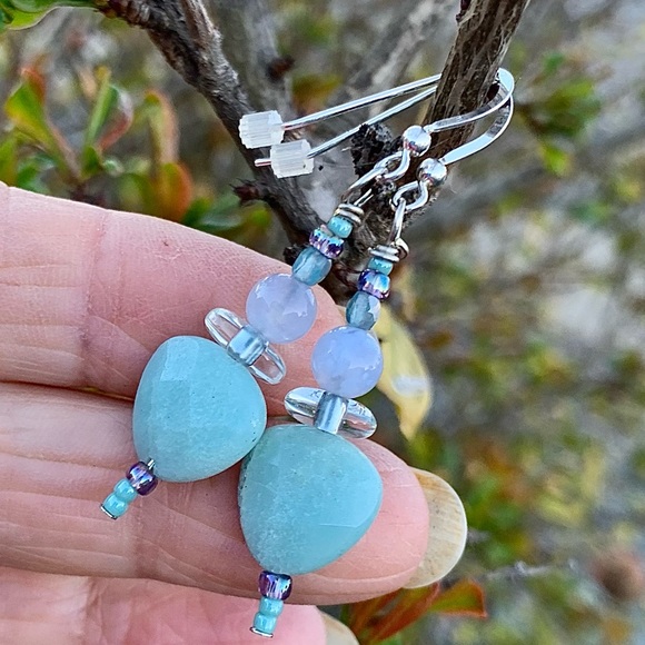 Holiday Glow Mint Amazonite Heart Earrings - Picture 1 of 12